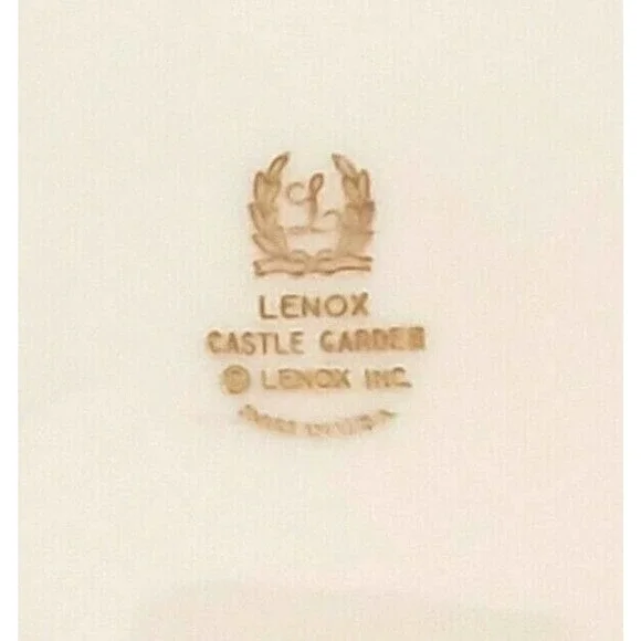 Lenox Castle Garden Dinner Plate 10 3/4" Floral Pattern Gold Trim Made in USA - Picture 4 of 4